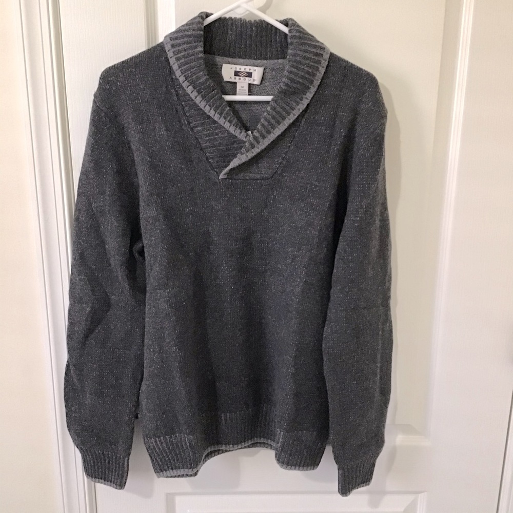 NWT Joseph Abboud Men’s V Neck sweater two tone gray wool blend